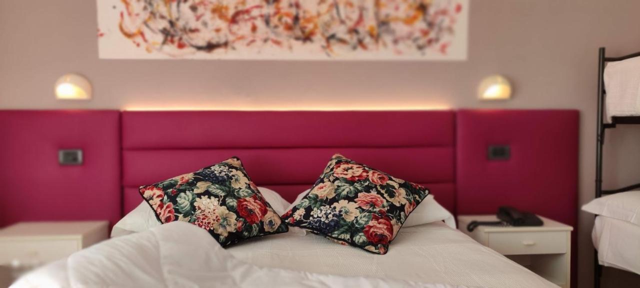Hotel Villa Platani Ричоне Екстериор снимка