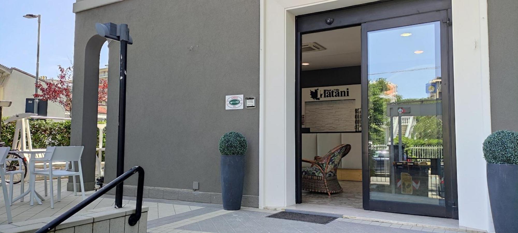 Hotel Villa Platani Ричоне Екстериор снимка